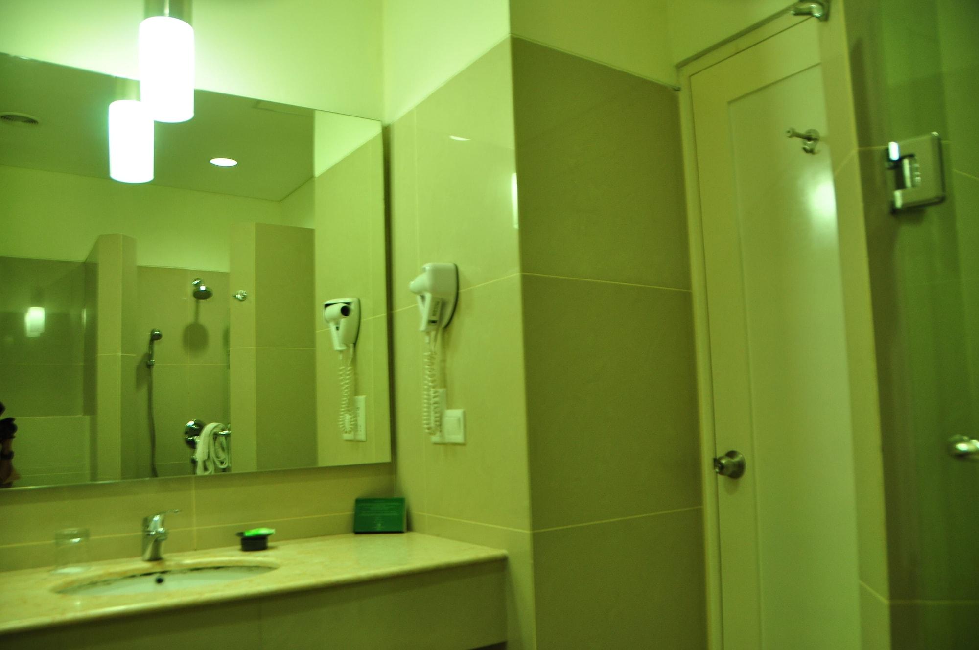 Sintesa Peninsula Hotel Palembang Exterior foto